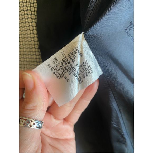 Escada Wool Silk Blend Black White Blazer, Mother of Pearl Button, Size Medium* - Picture 8 of 11